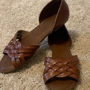 Universal Thread brown sandals